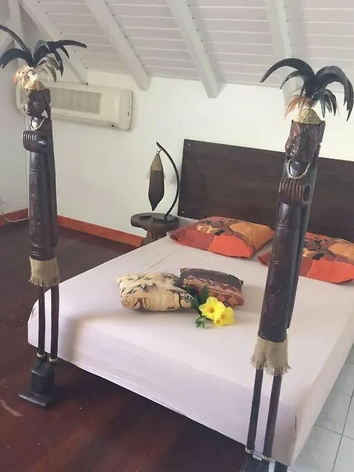 Villa Grand Volume Au Moule, Guadeloupe لو مول